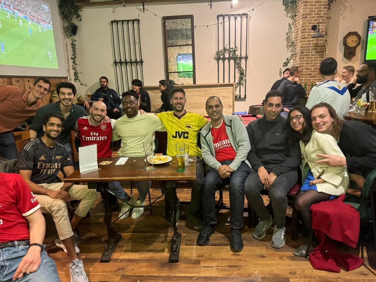 Aficionados de Arsenal Spain en The Michael Collins, Barcelona